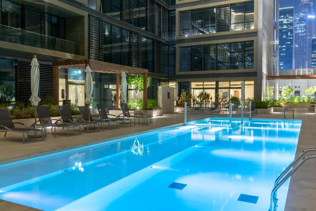 Swimmingpoolen hos eller tæt på FAM Living - City Walk - Urban Staycations