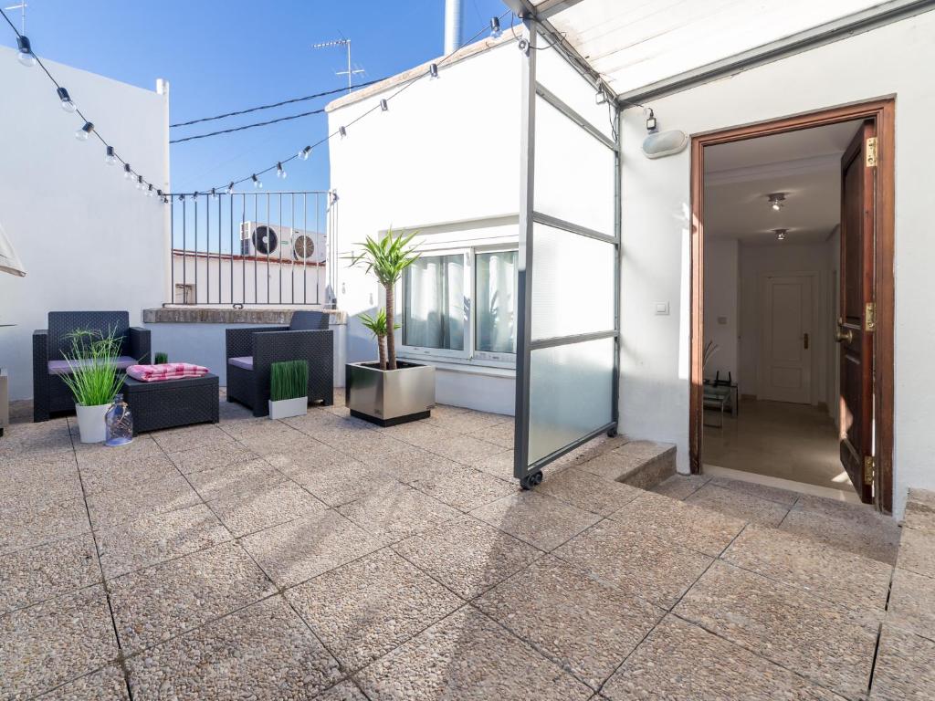 Travel Habitat Ático Calle Comedias, Valencia – Aktualisierte ...
