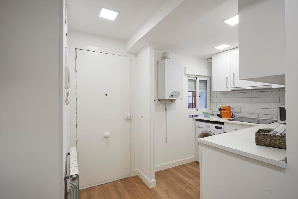 LEEWAYS APARTMENT in SAN LORENZO