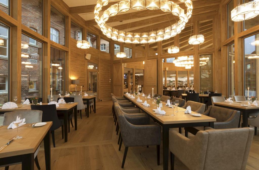 Hotel Brunnenhaus Schloss Landau - 1