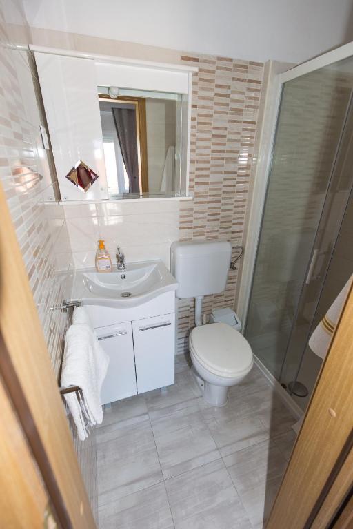 Koupelna v ubytování Apartment Davorka