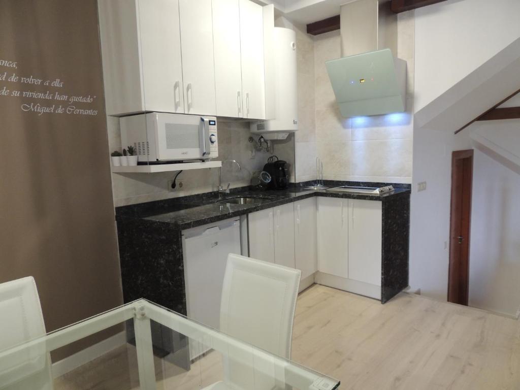 Kuchyňa alebo kuchynka v ubytovaní Apartamento Ribera Del Puente