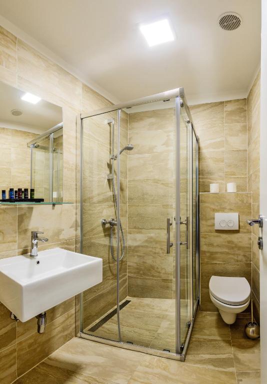 Rocky Beach Rooms - 7