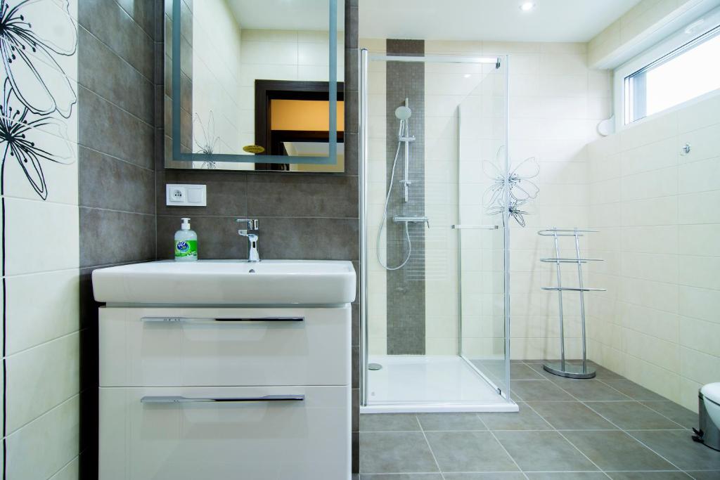 Kúpeľňa v ubytovaní Apartamenty Sun & Snow Ustroń Przy Rynku
