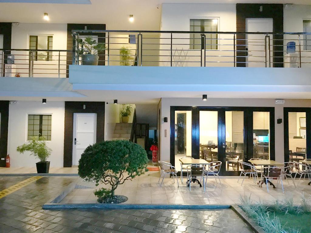 Bazén v ubytování Jinjiang Inn - Boracay Station 1 nebo v jeho okolí