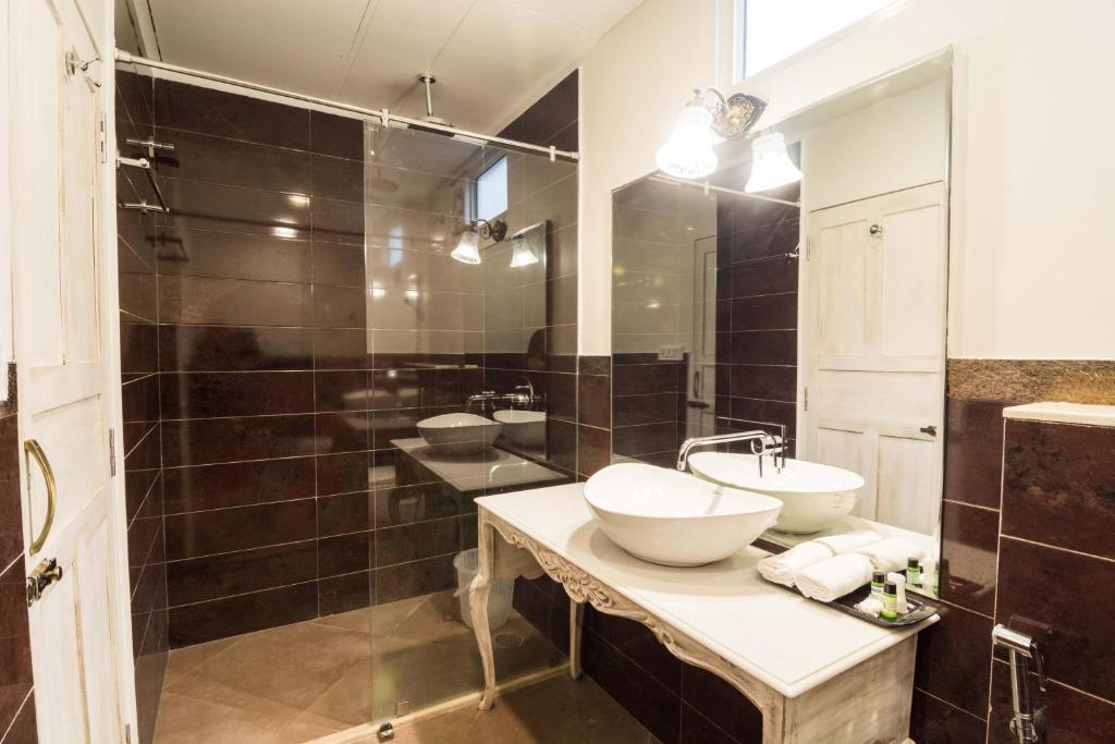 Un baño de Pandya Niwas