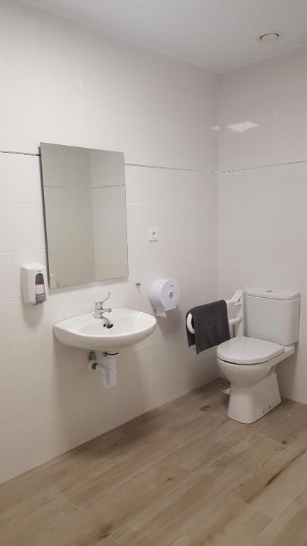 Kúpeľňa v ubytovaní Albergue Logroño Centro