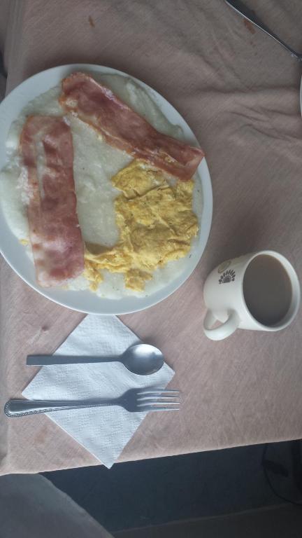 Možnosti snídaně pro hosty v ubytování Hostal Cabañas Vistamar