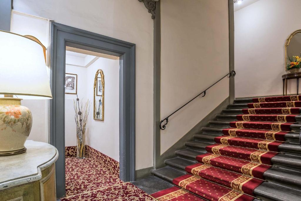 Hotel Paris - Resim 19