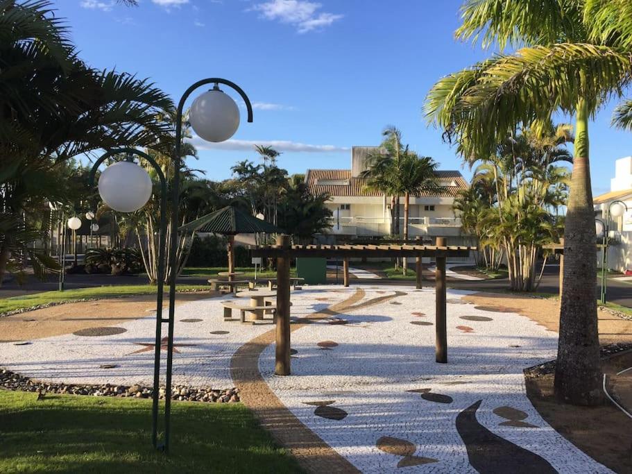  Casa Beira Mar com 5 suites