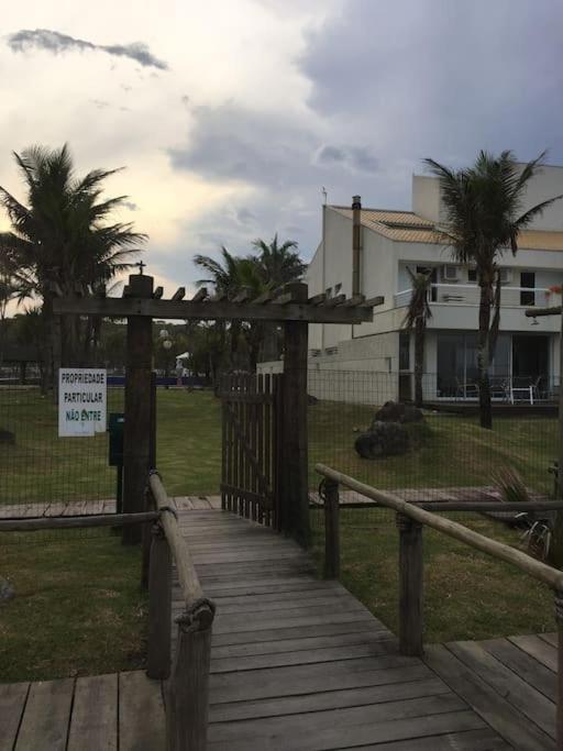  Casa Beira Mar com 5 suites