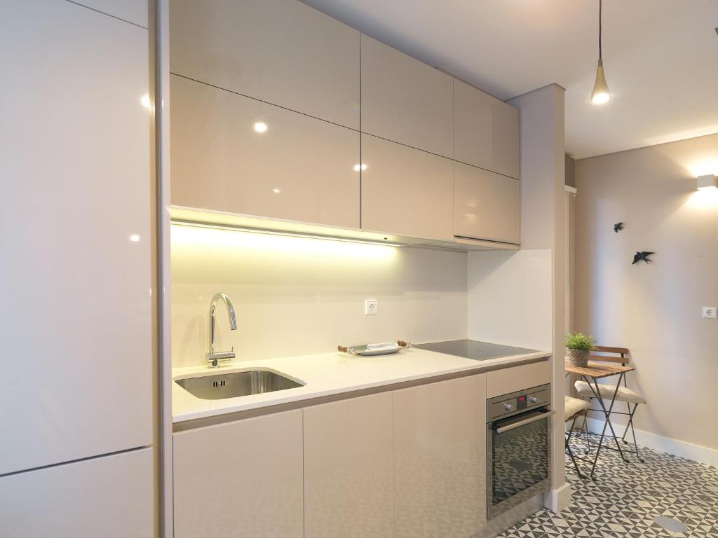 New Oporto Apartments - Cardosas - 17