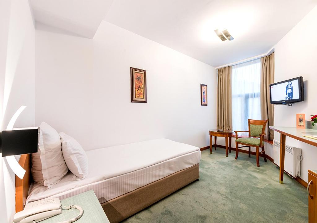 Hotel Duke Romana City Center - Resim 11