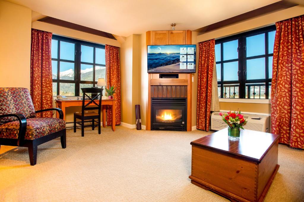 Sundial Hotel photo 3