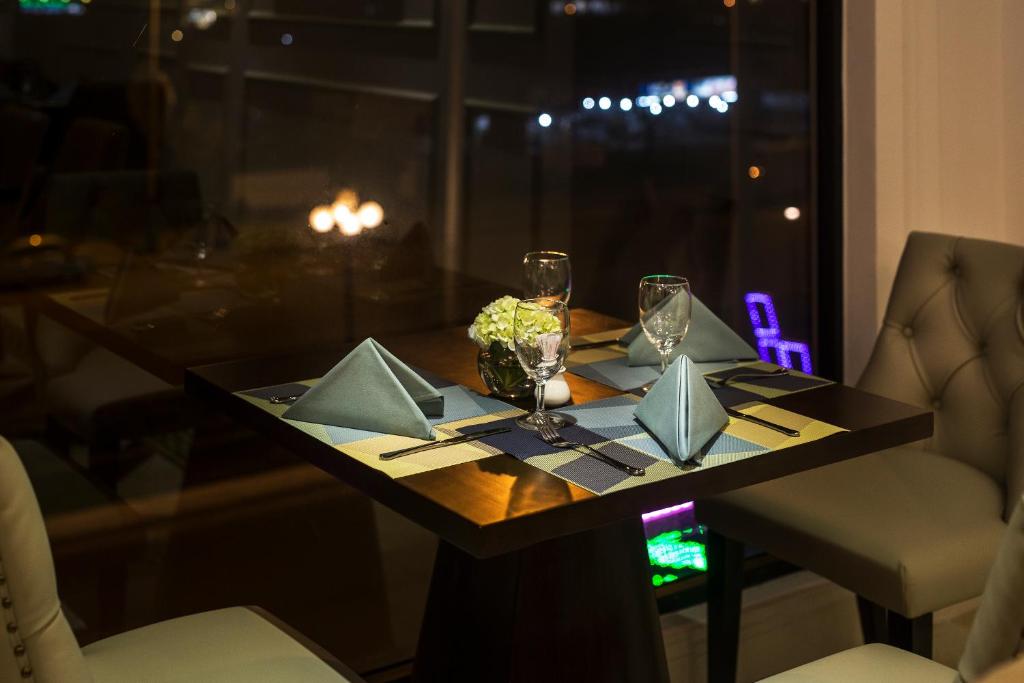 Posezení v ubytování Adaline Hotel and Suite