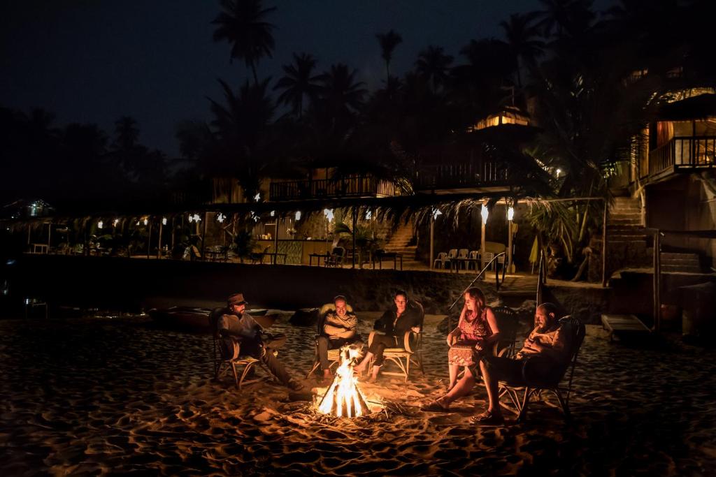 Hosté ubytování Dwarka Beach Resort Goa