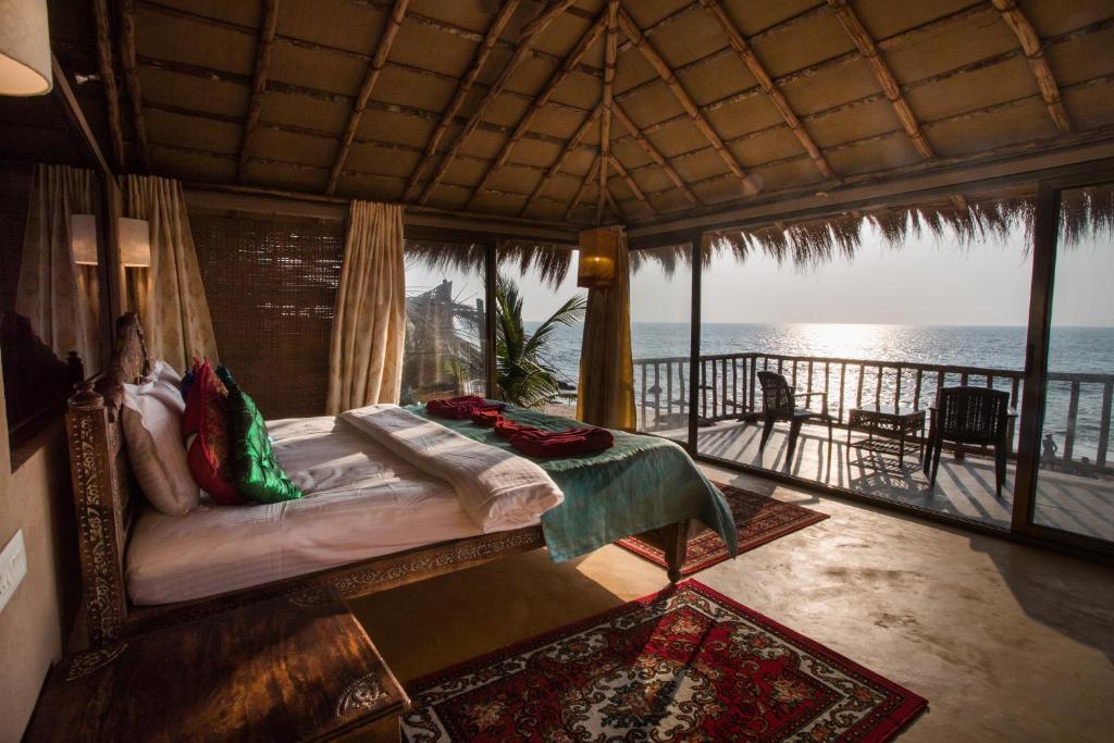 Balkón nebo terasa v ubytování Dwarka Beach Resort Goa