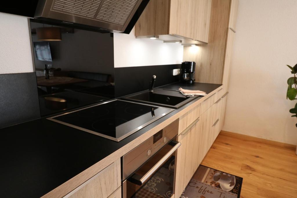 Kuchyňa alebo kuchynka v ubytovaní Haus Baumgartner