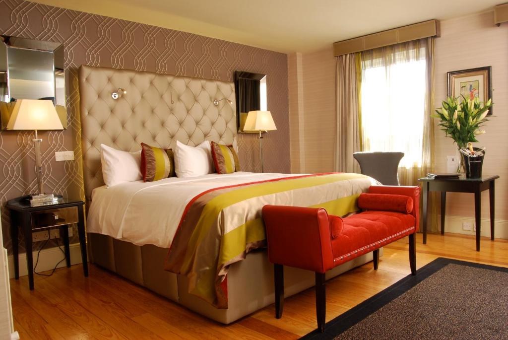 Benedicts Hotel