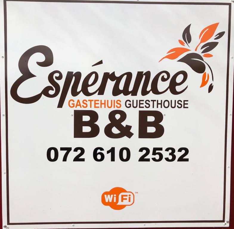 Esperance Guesthouse في آبنغتون: لافتة لمطعم خزفي مع عبارة ضمان العدوء الاستبيان ب