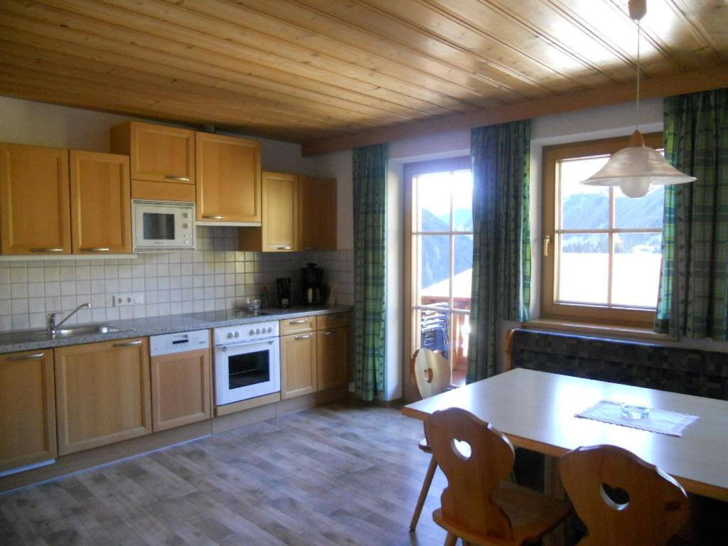 Kuchyň nebo kuchyňský kout v ubytování Honsnhof