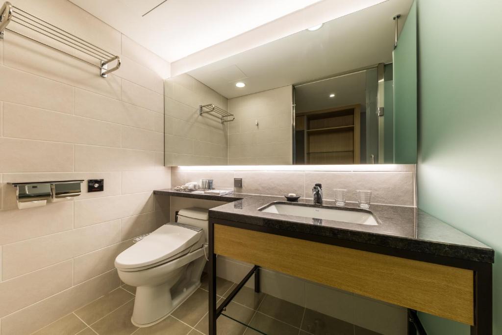 Howard Johnson by Wyndham Incheon Airport - 優れたダブルルーム - 禁煙