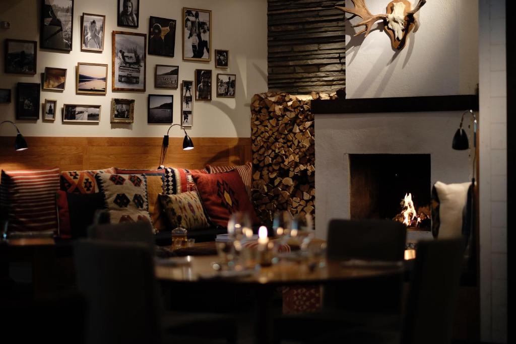 Гостиная зона в Hotell Granen