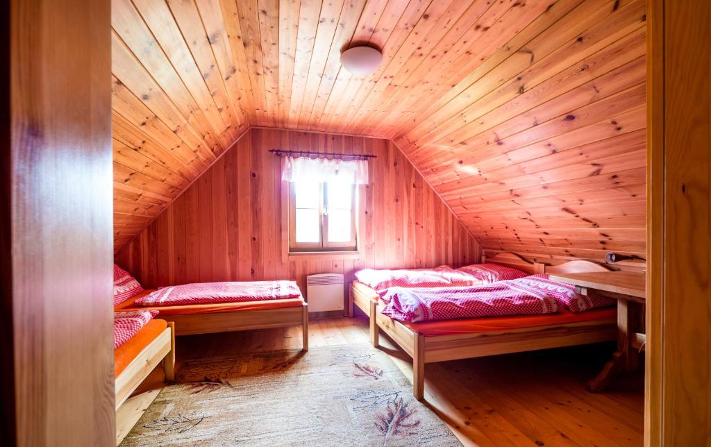 Postel nebo postele na pokoji v ubytování Chalupa Pod lomem - Malá