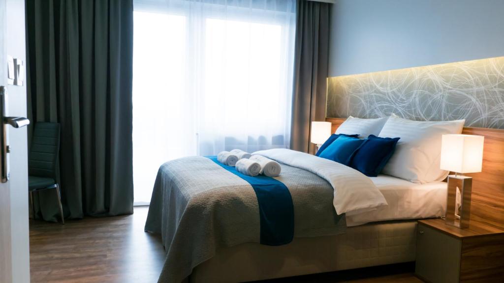 ActivPark Apartments - 11