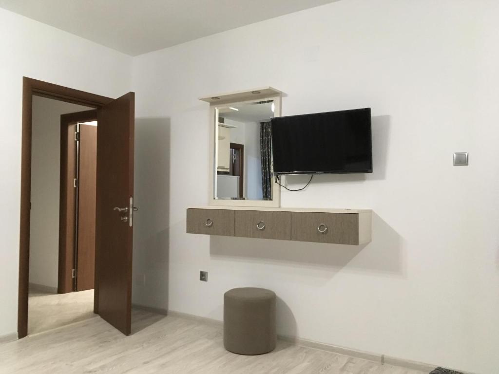 TV a/nebo společenská místnost v ubytování Apartment Park Sveti Vrach