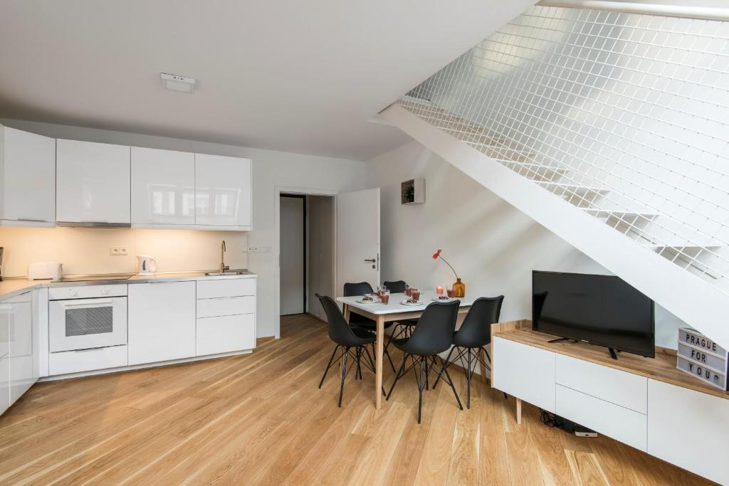 Rehorova apartments - Loft With Air-Conditioning