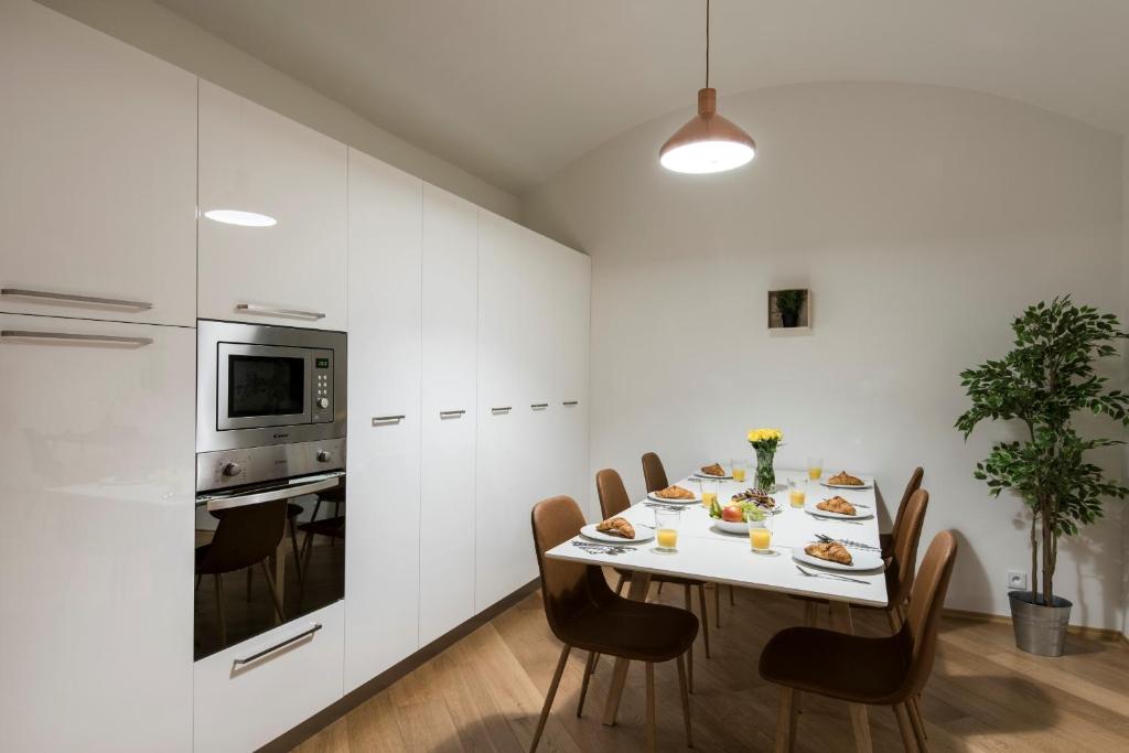 Rehorova apartments by Pragueforyou - 4