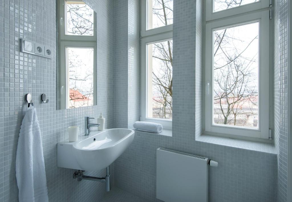 Rehorova apartments by Pragueforyou - 16