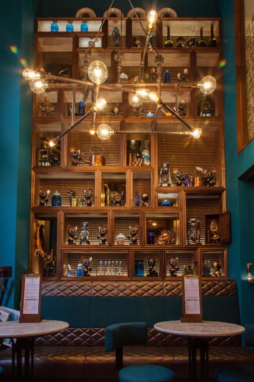 The Megaro Hotel - Kings Cross St Pancras, London - Resim 44