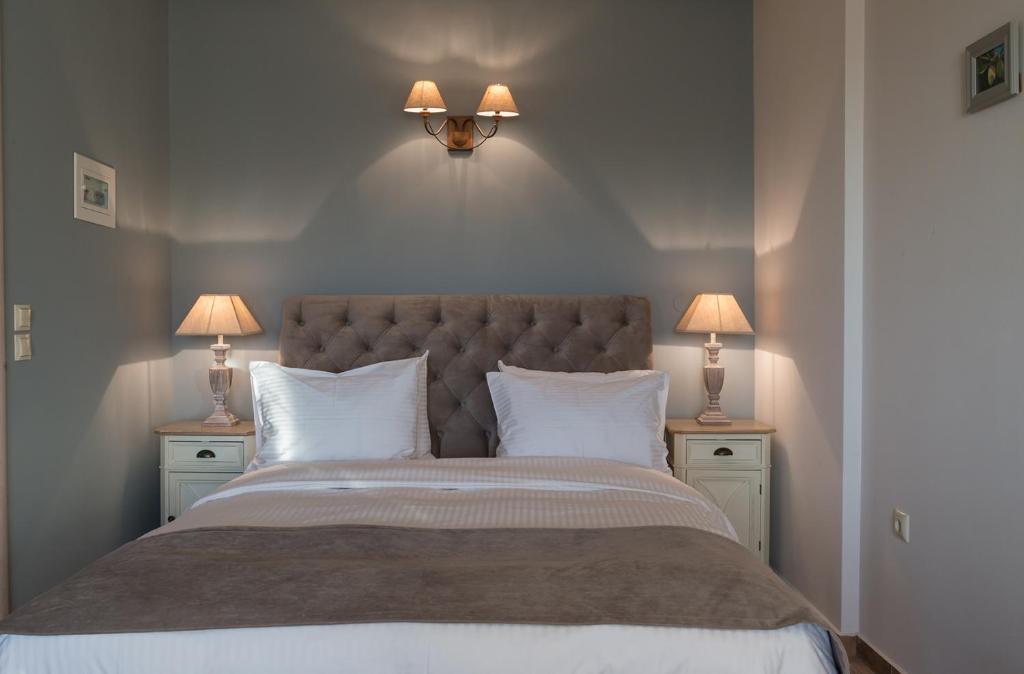 AlmondHouse Suites with Fireplace - ADULTS ONLY - 17