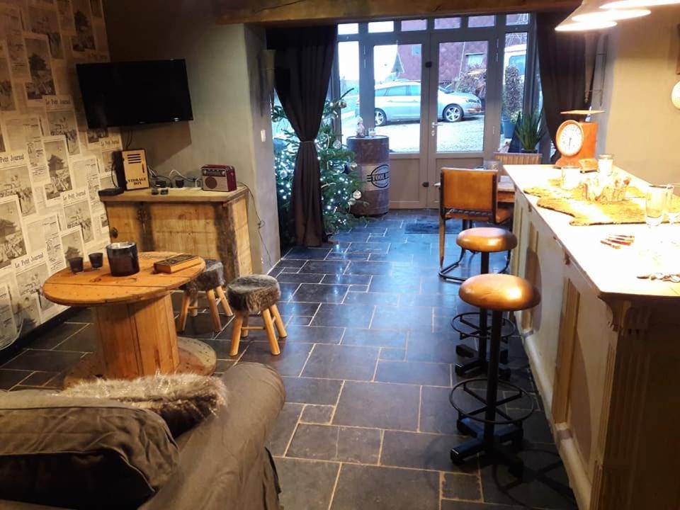 Kuchyň nebo kuchyňský kout v ubytování Gîte de Corbion loft2