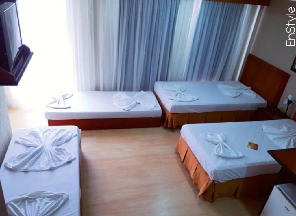  Geneviee Palace Hotel