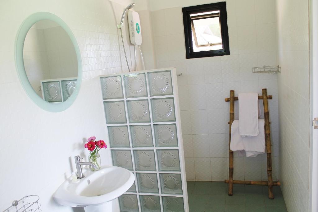 Country Retreat - 10