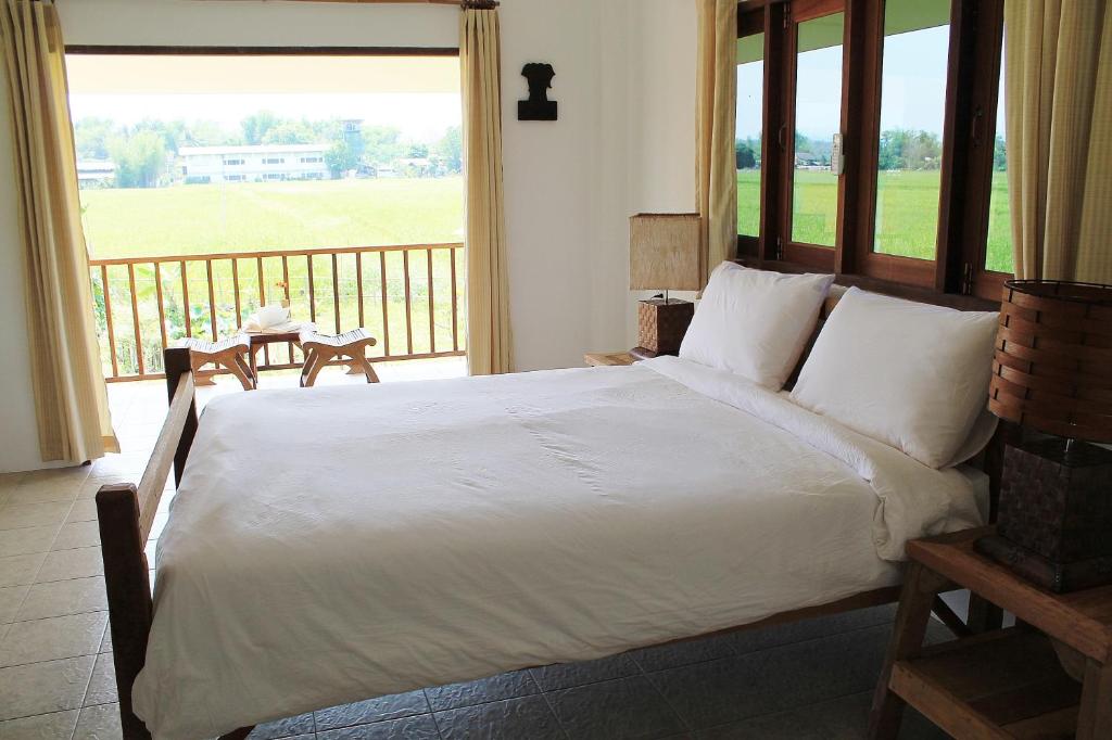 Country Retreat - 14