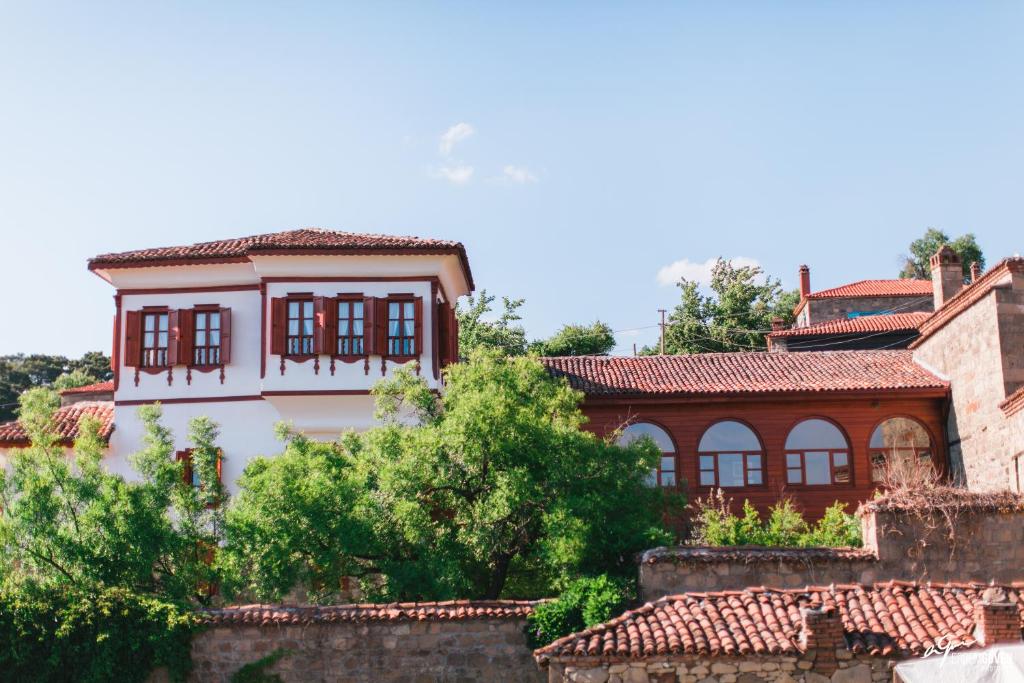 The building in which a szállodákat is located