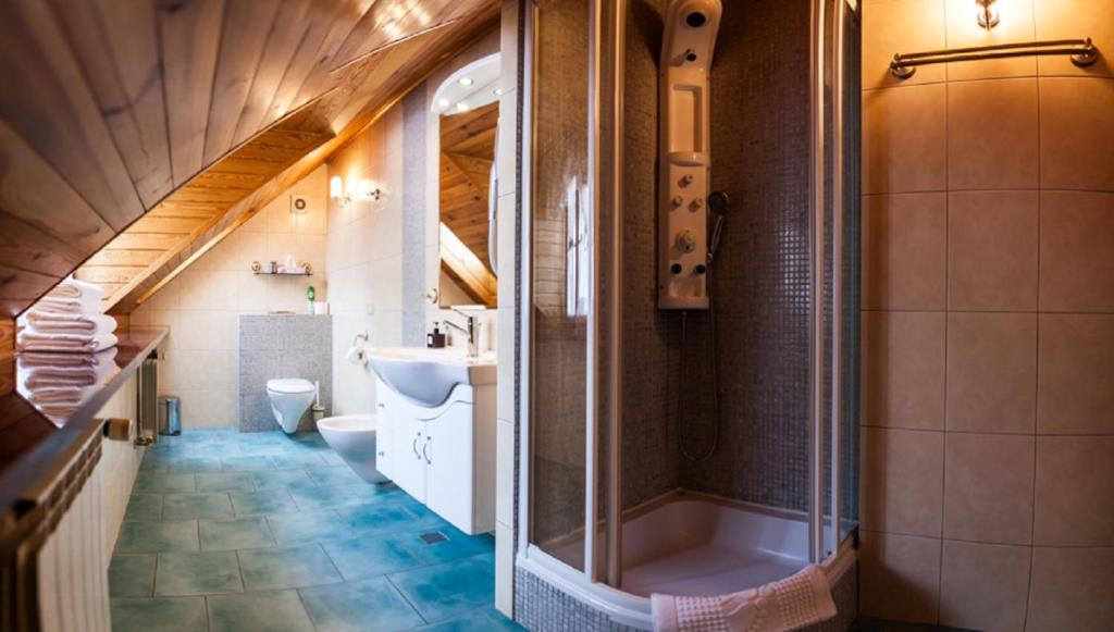 Duval Apartments - 9