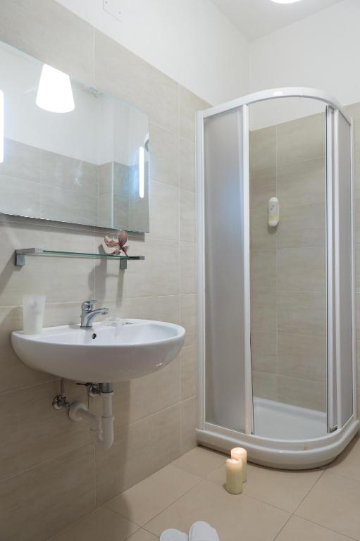 Koupelna v ubytování Hotel La Perla Rimini