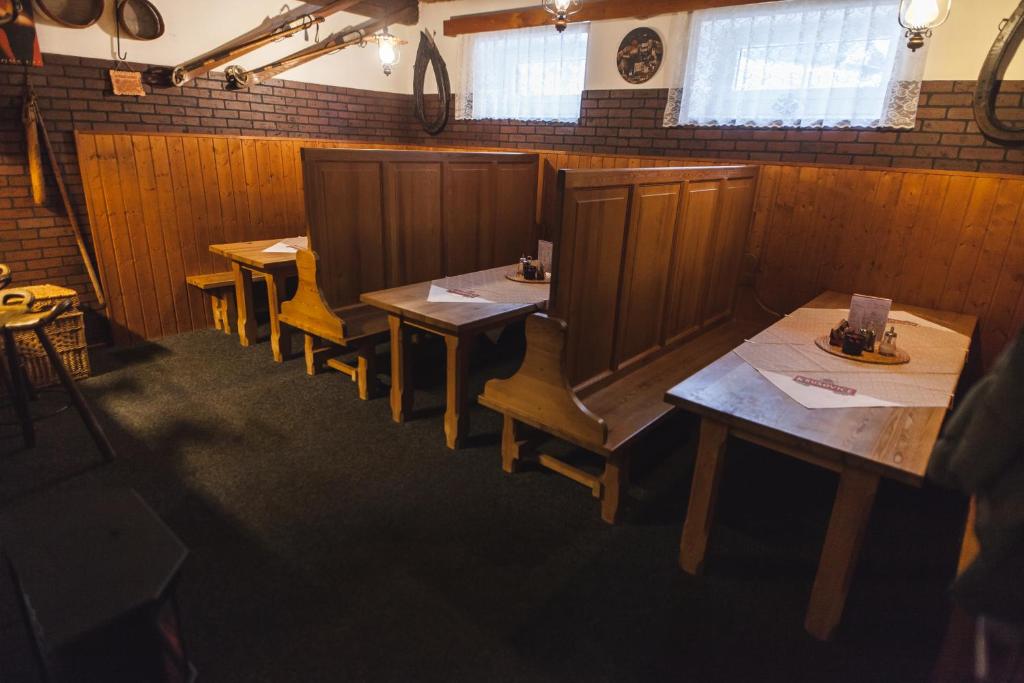 Restauracja lub miejsce do jedzenia w obiekcie Penzion Alpský Dům