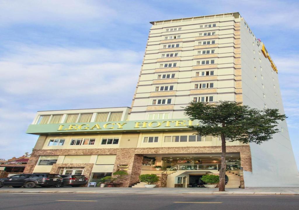 Bangunan di mana terletaknya hotel