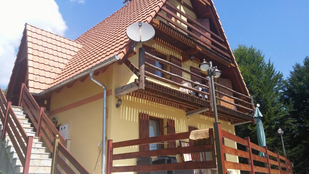 Zgrada u kojoj se nalazi apartman