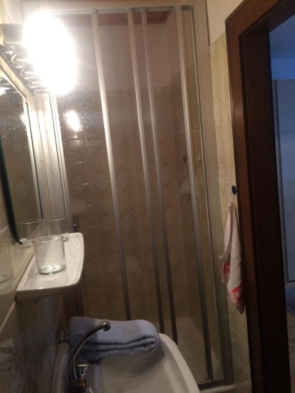 Koupelna v ubytování Gästehaus Lackner Zimmer