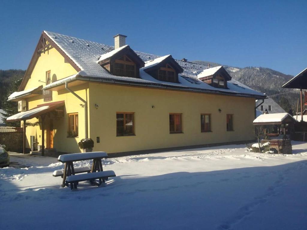 Penzion HACIENDA v zime