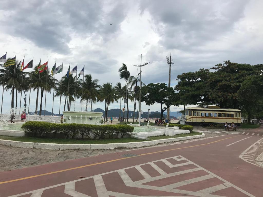  Frente à praia