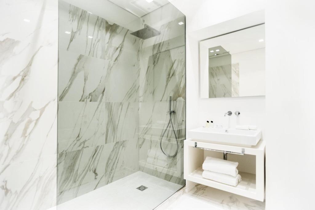 The Shire Hotel - Resim 22