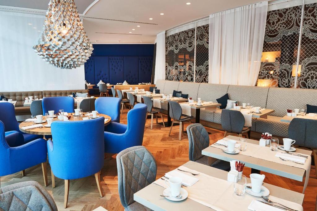 Posezení v ubytování Steigenberger Hotel München